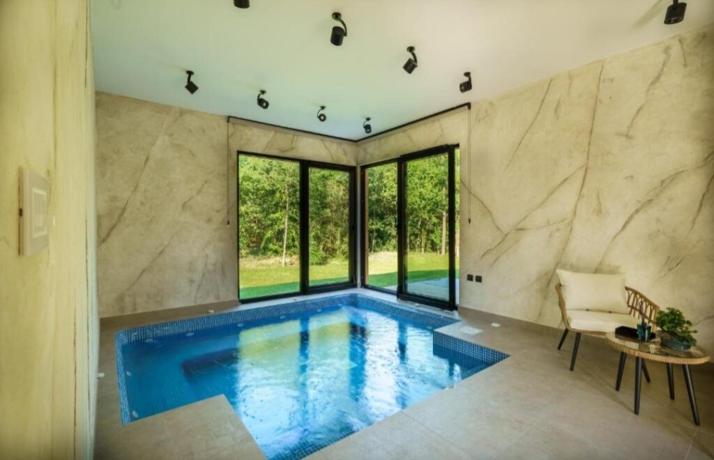 Screenshot_20251007_220148_Bookingcom