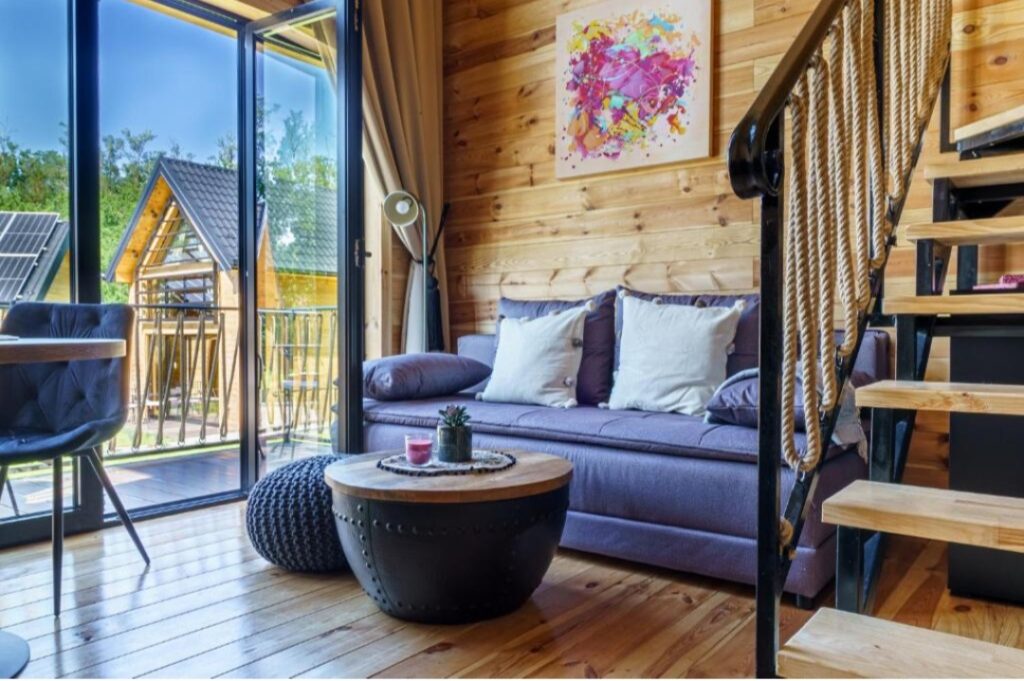 Screenshot_20251007_220223_Bookingcom